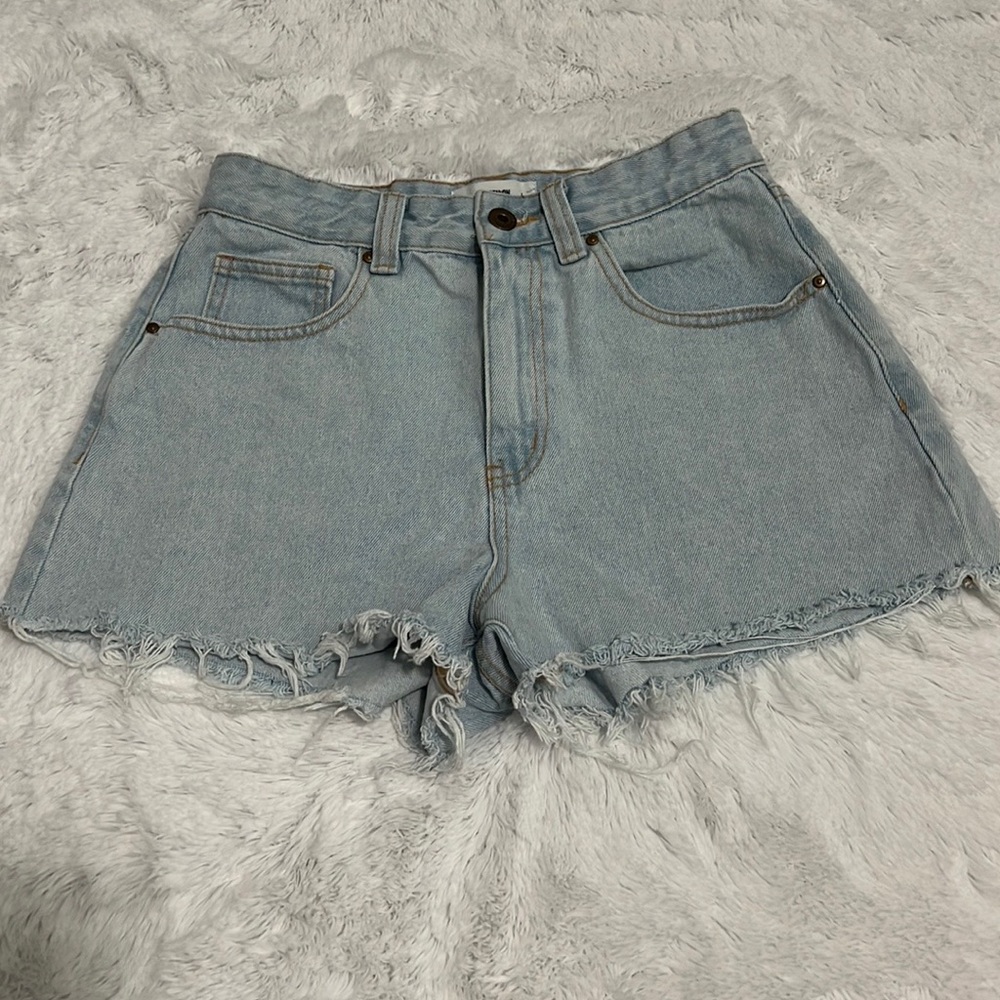 COTTON:ON women’s short high rise mom size 6